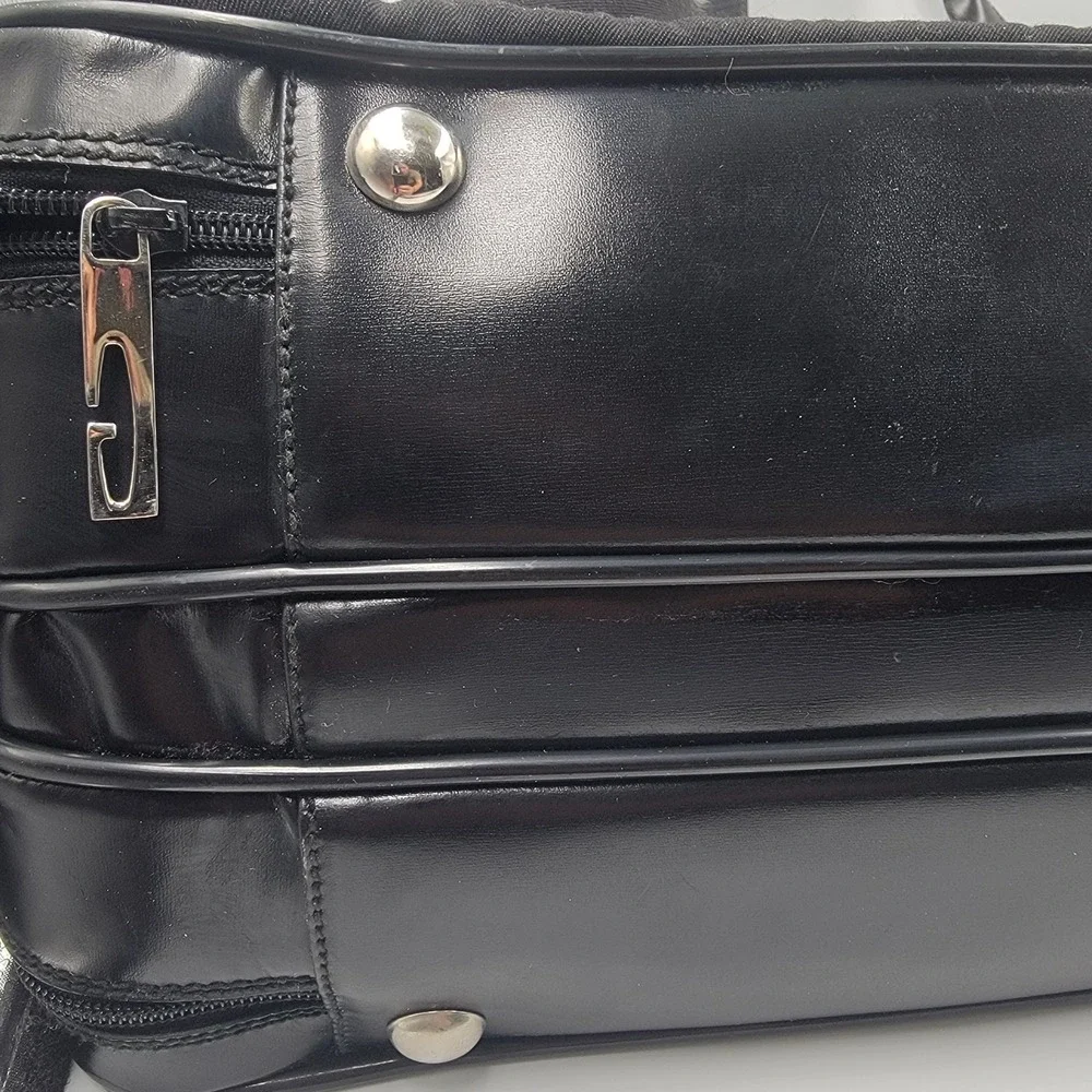 Authentic Vintage Gucci Black Nylon Travel Weekender Bag Made Italy COA